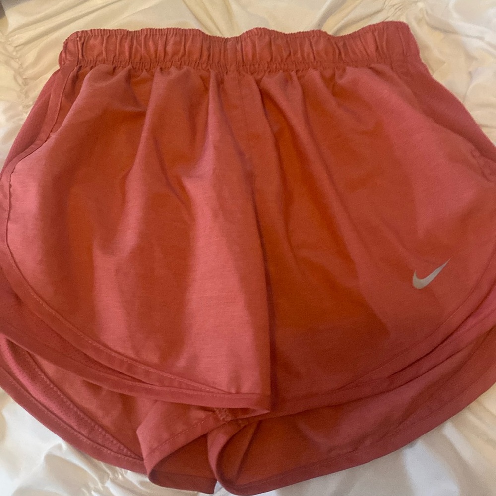 WOMENS NIKE SHORTS